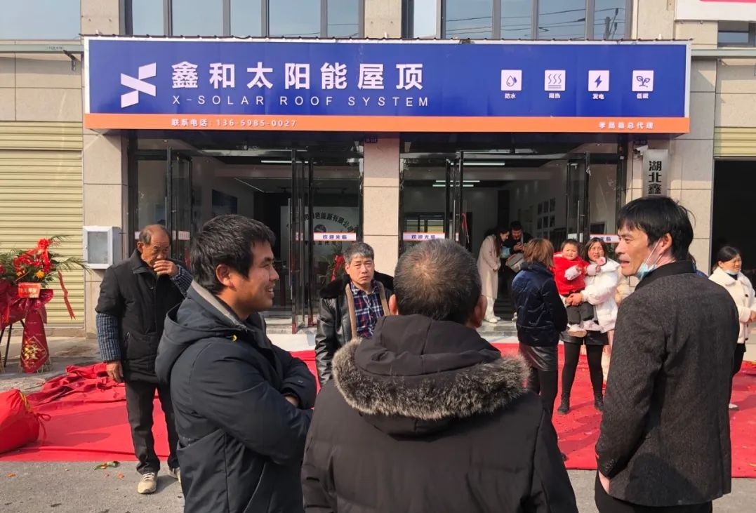 2022哪个行业会火？若是非要选的话，那肯定非光伏新能源行业莫属，抓住风谈锋有更多机遇……