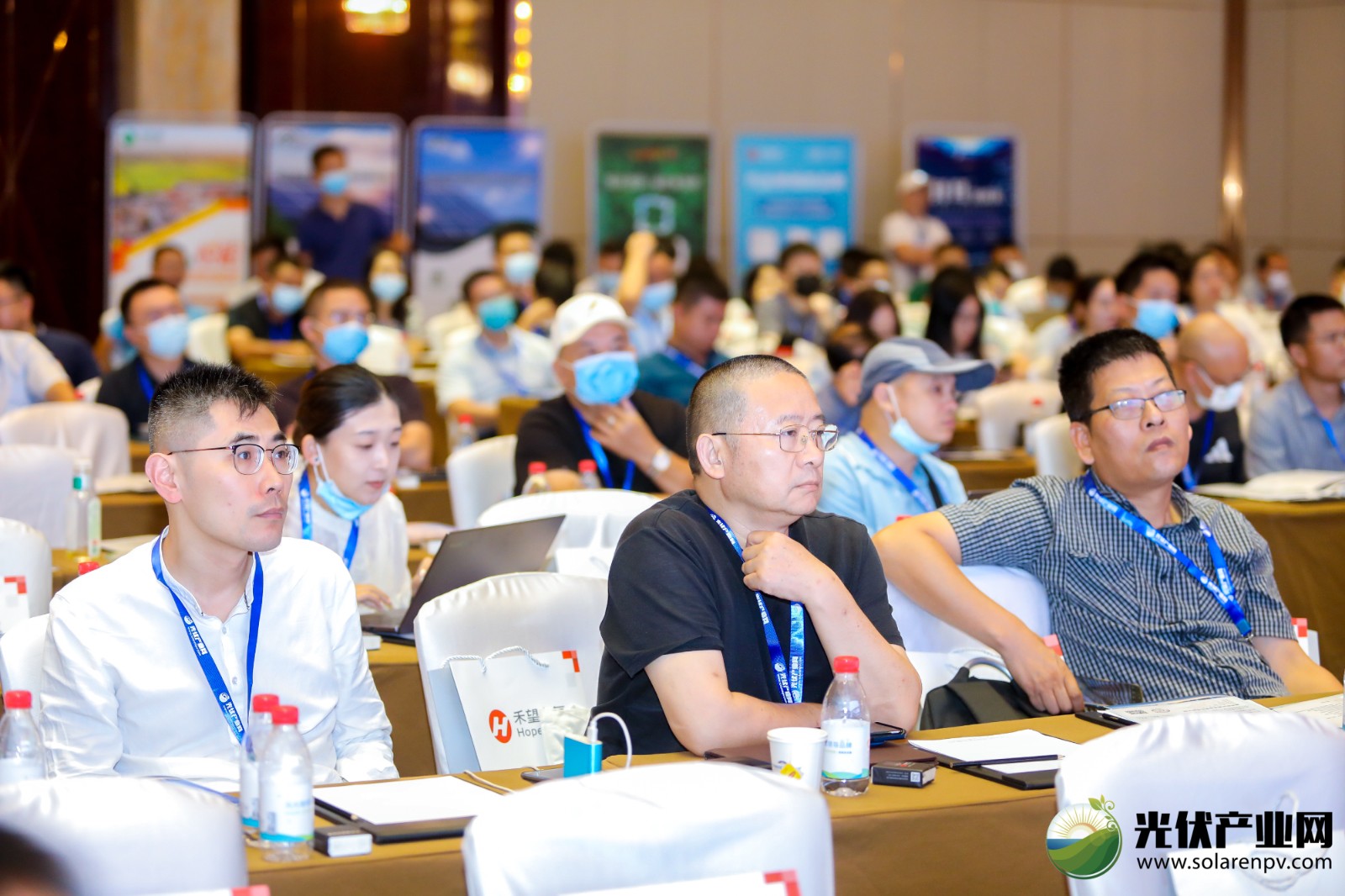 砥砺前行 | 菲律宾亚星光电建材B02系列利用系统履历互换会&2022第二届中部门布式光伏创新发展论坛圆满闭幕