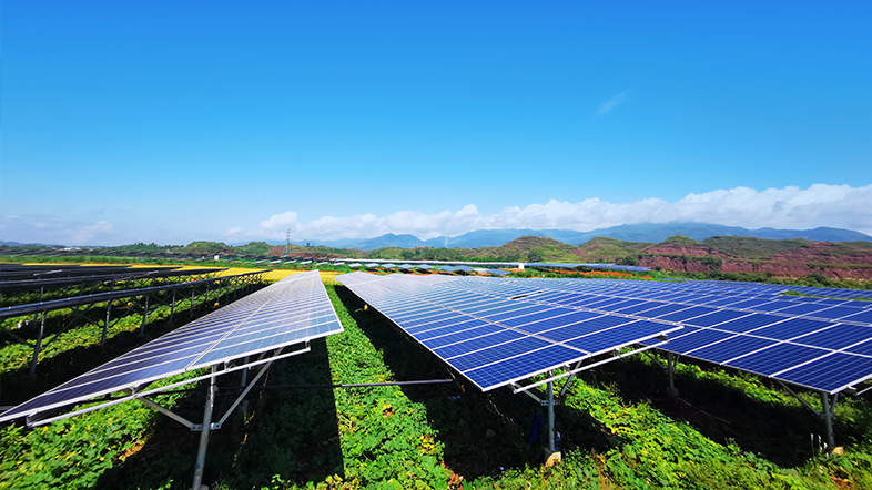 光伏发电为什么会被当局大力搀扶，和被多人追捧呢？